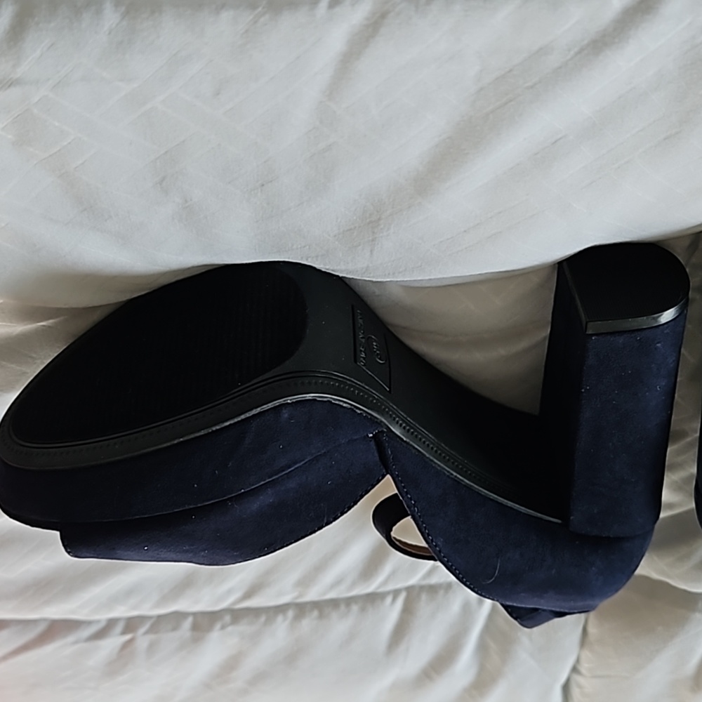 American Rag Cie high heel shoe - Picture 3 of 7